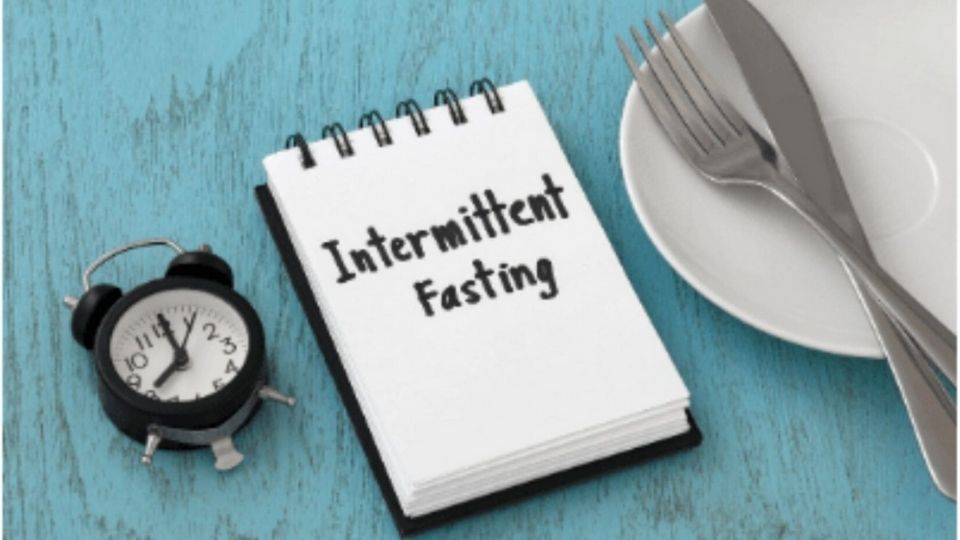 Intermittent Fasting Tips: 7 Essential Hacks To Succeed with Fasting